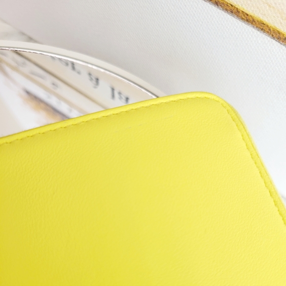 Celine Wallet Leather Bi-color Neon Yellow Beige Continental Large Zippy EUC - Picture 12 of 16